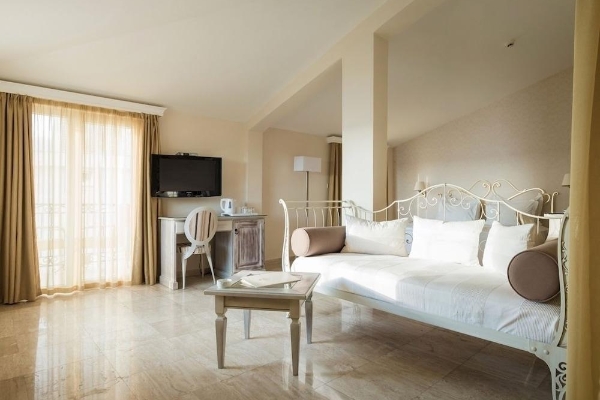 Hotel Azimut